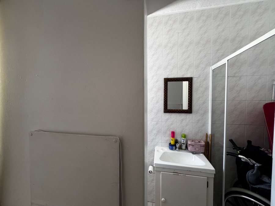 4 Bedroom Property for Sale in Table View Western Cape